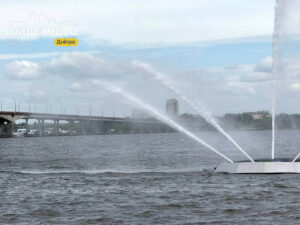 Фонтан «Білий лебідь» на набережній Дніпра: понад 20 років символу міста