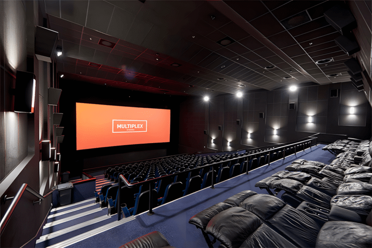 Кінотеатр Multiplex у Дніпрі тимчасово зупиняє роботу