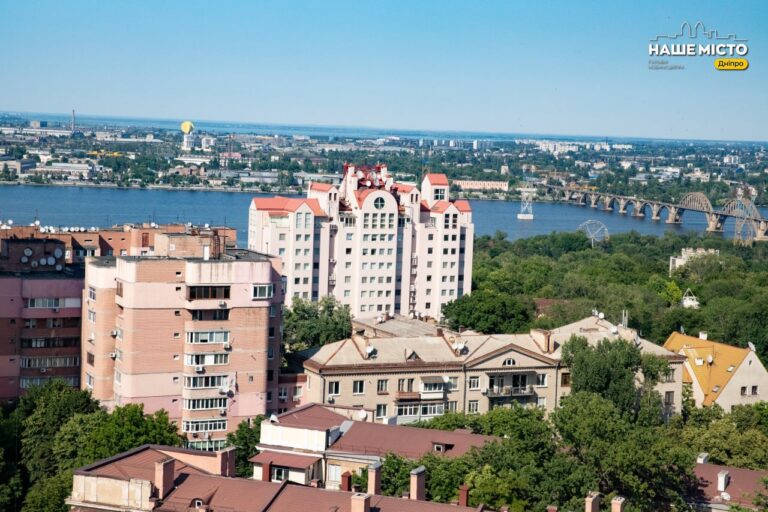 У Дніпрі 5 липня вранці лунали вибухи: поточна ситуація