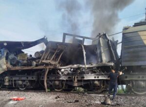 Російський удар безпілотником пошкодив локомотив у Кам’янському районі