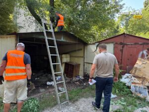 У Дніпрі демонтують гаражі без документів та з порушеннями