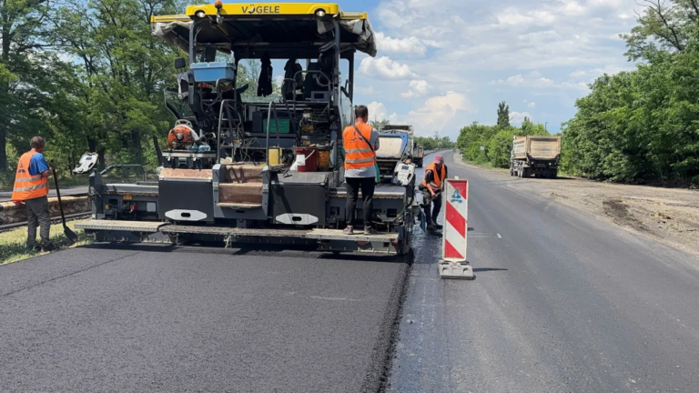 На Дніпропетровщині відремонтували дорогу Н-31 Дніпро — Решетилівка