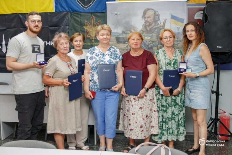 У Дніпрі відзначили волонтерів до Дня Незалежності
