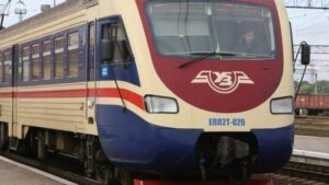 Зміни у розкладі приміських електричок на Дніпропетровщині з 1 серпня
