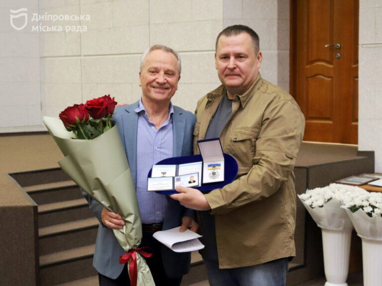 Новий Почесний громадянин Дніпра — академік Анатолій Булат