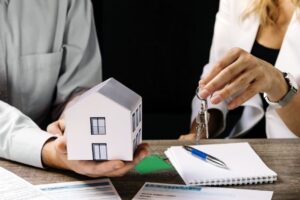 Перевірка квартири перед купівлею на вторинному ринку: основні поради