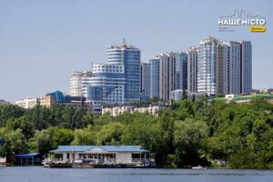 Вночі в Дніпрі лунали вибухи: ситуація на ранок 25 серпня