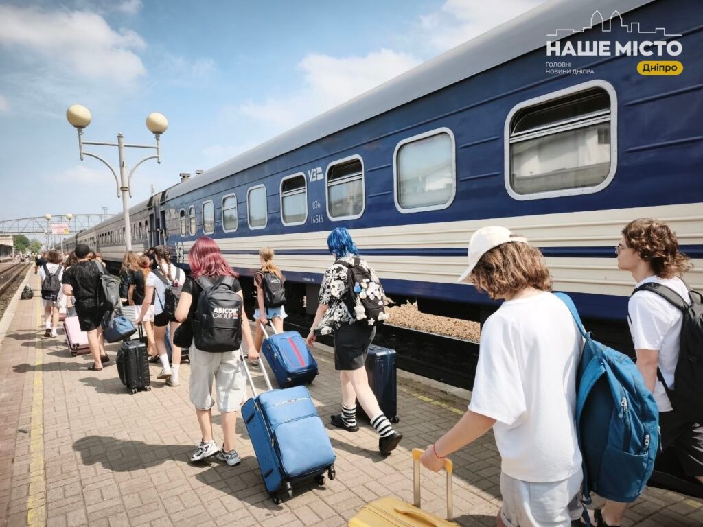 В Укрзалізниці роз’яснили правила повідомлення про затримку поїздів
