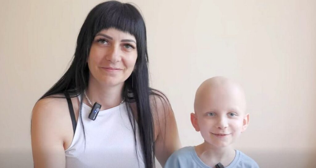 У Дніпрі вперше провели унікальну ендоскопічну операцію дитині