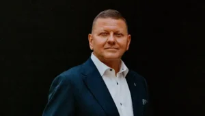 Залужний потролив російськомовних опонентів в Україні, пожартувавши про свою англійську