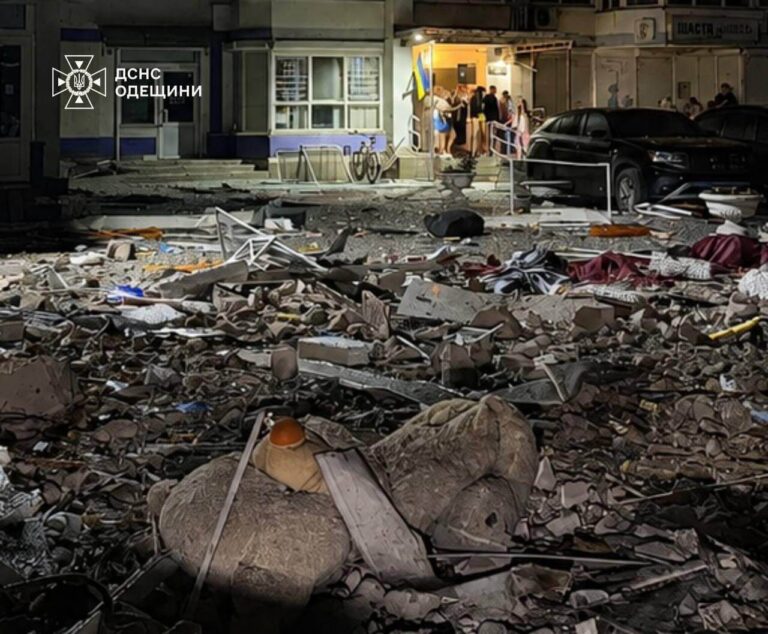 Вибухи в Одесі на День міста: 8 поранених, серед них дитина