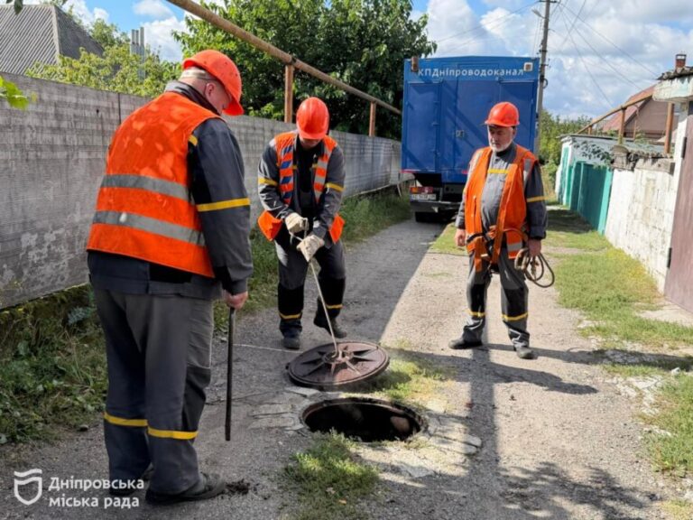 У Дніпрі боржникам відключать воду: адреси та строки