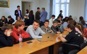 В УДУНТ стартував відкритий чемпіонат зі штучного інтелекту