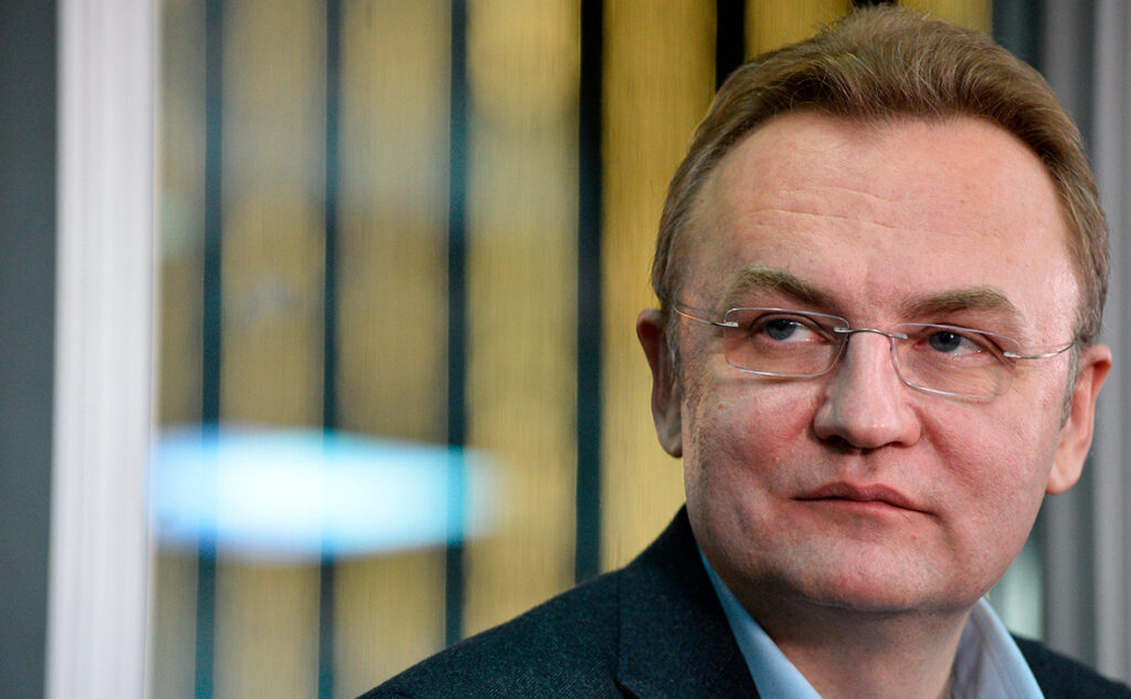 Садовий заявив про відмову від власної зарплати через затримки виплат комунальникам