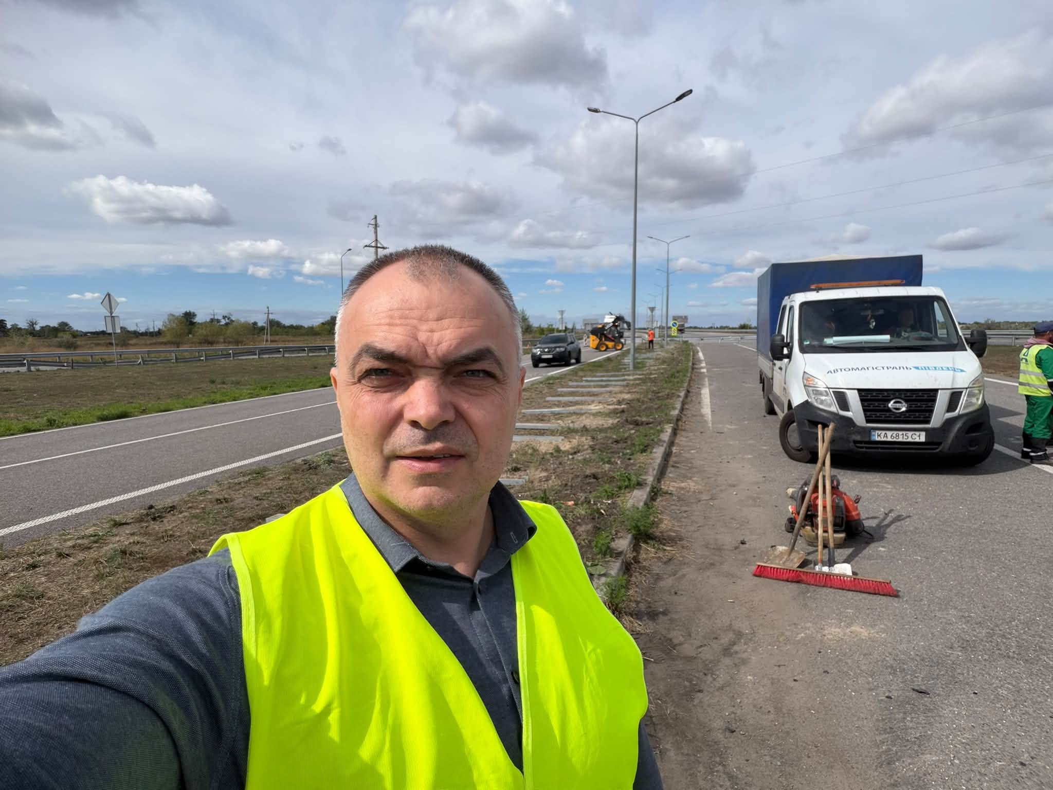 На Дніпропетровщині відкрили прямий проїзд на двох розв’язках Н-31