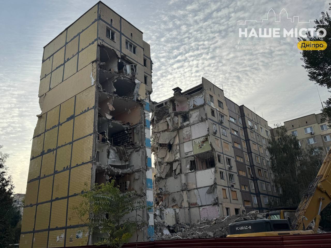 У Дніпрі завершили головний етап демонтажу під’їзду на проспекті Героїв, 46